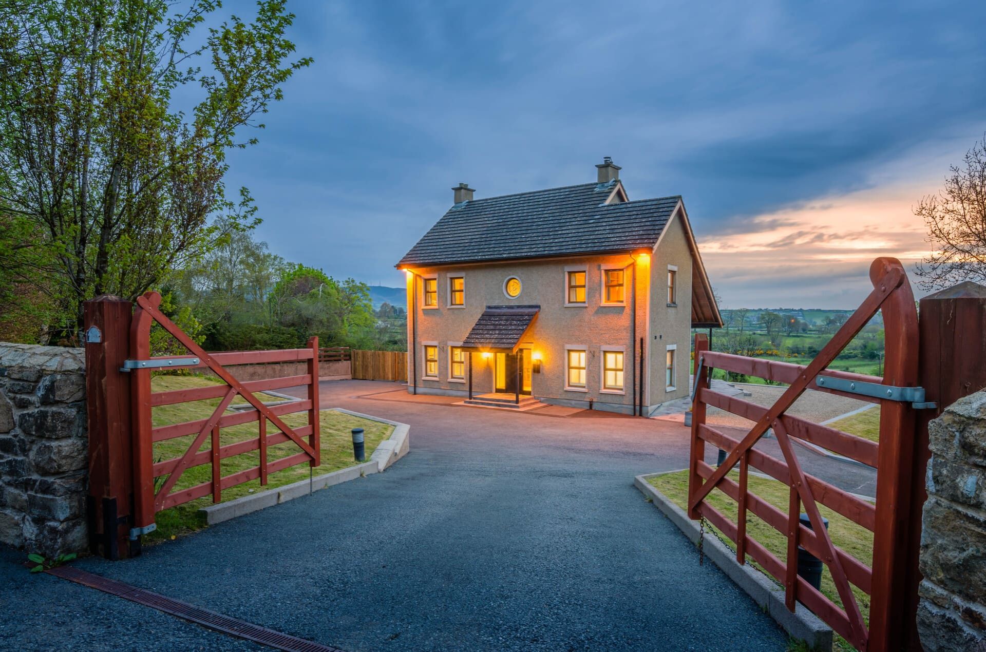 Woodlodge front at Killeavy Castle Estate