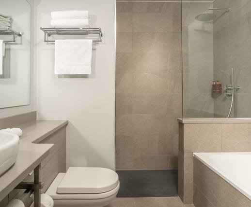 Deluxe Hotel Guestroom Bathroom at Killeavy Castle Estate