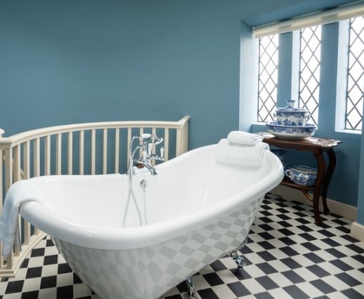 Killeavy Castle Bath Suite
